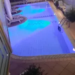 Отель Embassy 3*