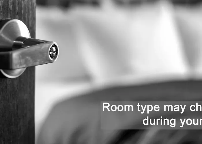 Embassy 3* تْشيزيناتيكو