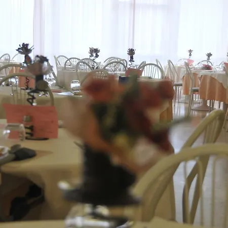 Hotel Embassy