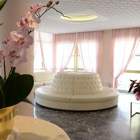 Embassy Hotel Cesenatico