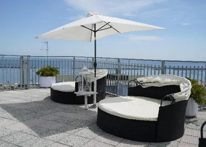 酒店 Embassy 切塞纳蒂科