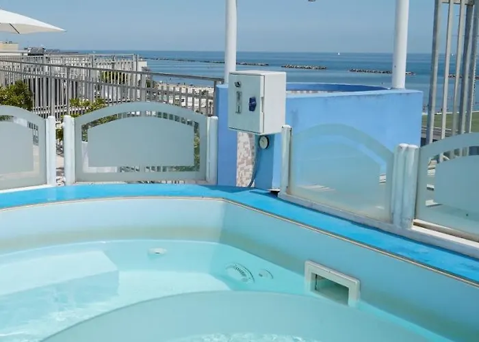 Embassy 3* Cesenatico