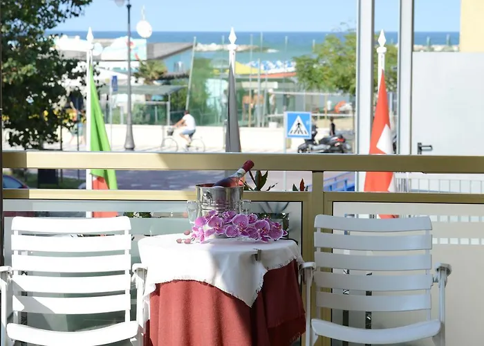 Embassy 3* Cesenatico