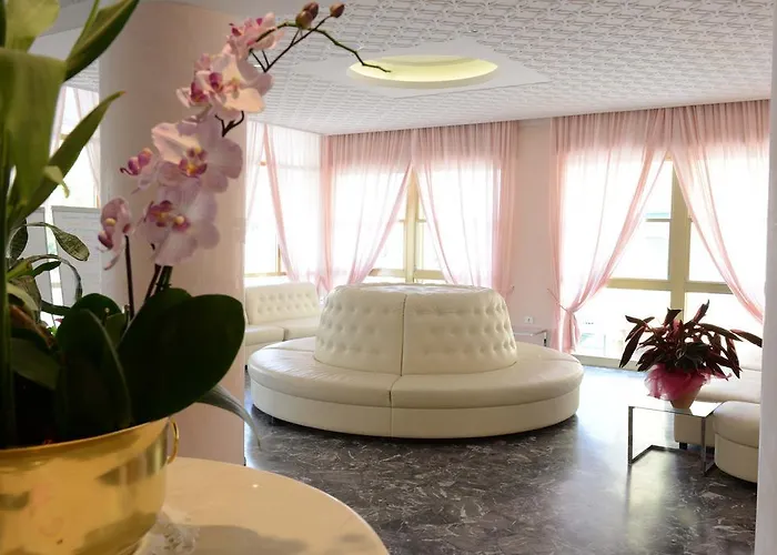 Embassy Hotel Cesenatico